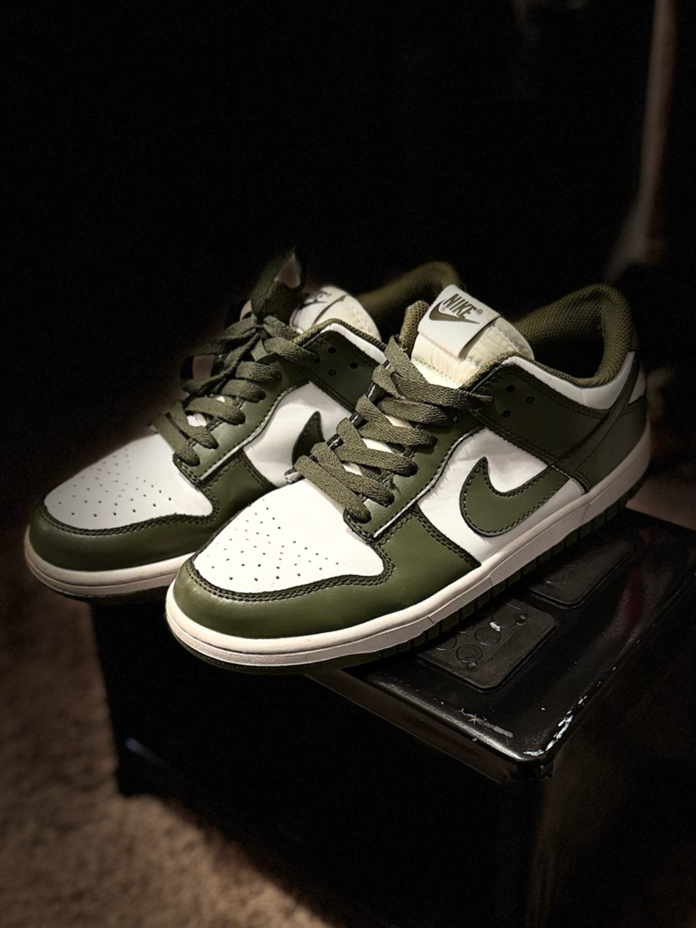Nike Men’s Low-Top Sneakers - Olive Green & White